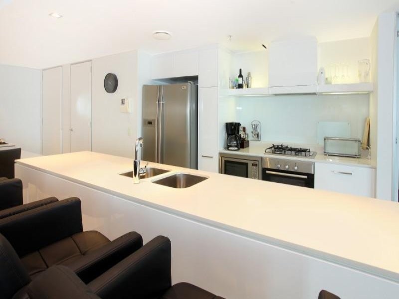 5102/9 Q1 Hamilton Avenue, Surfers Paradise QLD 4217