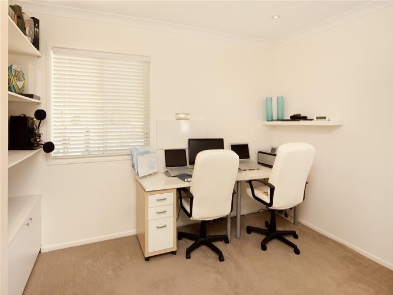 13 Harris Street, Labrador QLD 4215