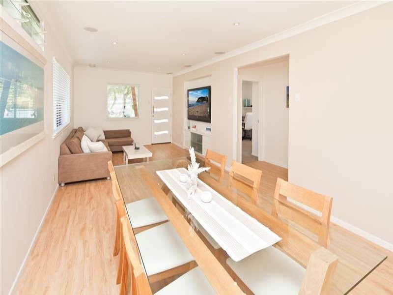 13 Harris Street, Labrador QLD 4215