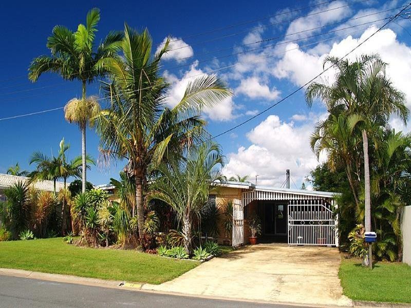 10 Cristobel Court, Broadbeach Waters QLD 4218