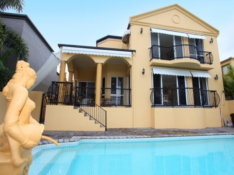 50 Concord Circuit, Robina QLD 4226
