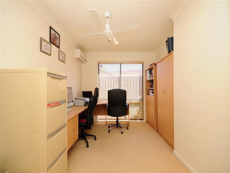 16 Lancewood Circuit, Robina QLD 4226