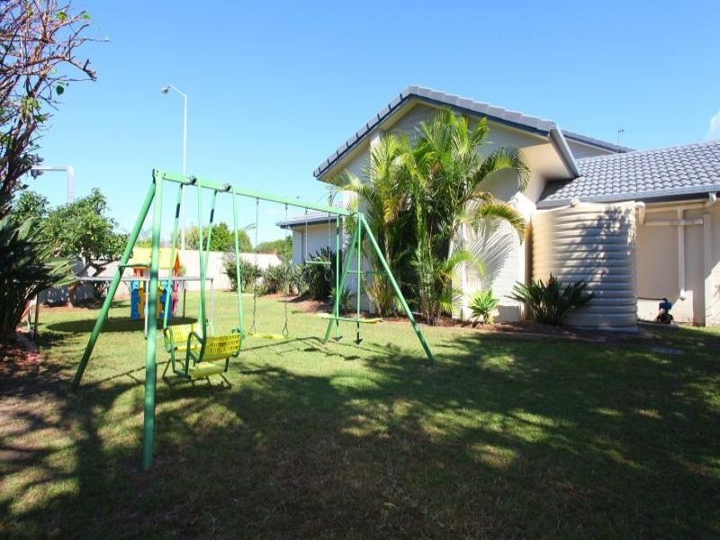 293 Rio Vista Blvd, Mermaid Waters QLD 4218