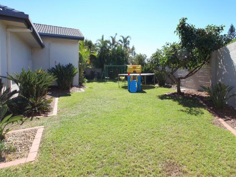 293 Rio Vista Blvd, Mermaid Waters QLD 4218