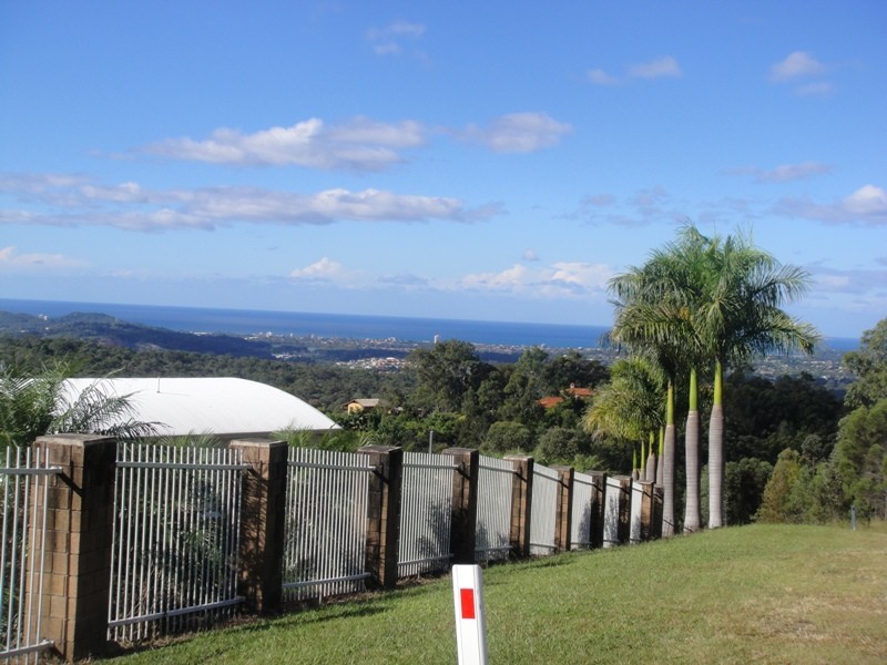 295 Chesterfield Drive, Bonogin QLD 4213