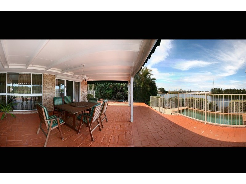 166 Port Jackson Boulevard, Clear Island Waters QLD 4226