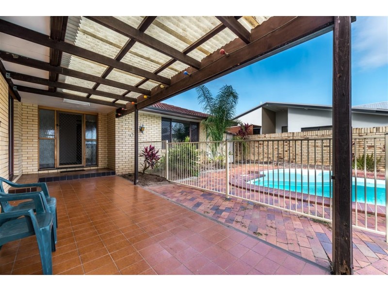 15 Delungra Street, Broadbeach Waters QLD 4218