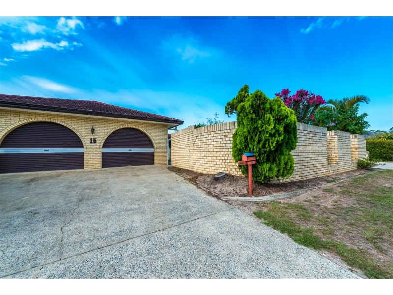 15 Delungra Street, Broadbeach Waters QLD 4218