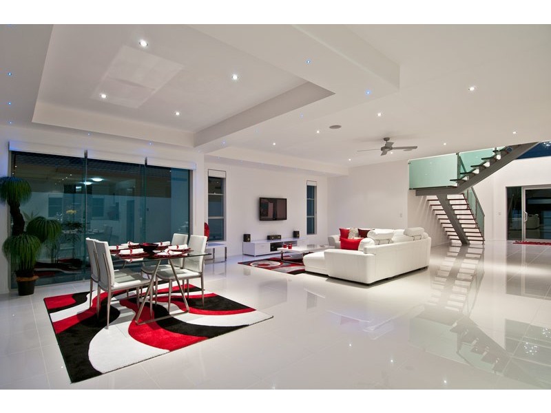 Broadbeach Waters QLD 4218
