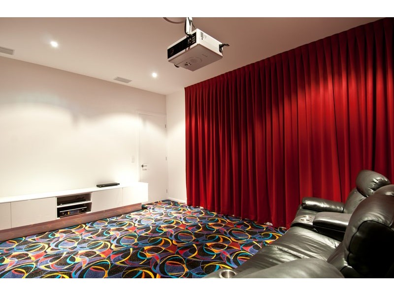 Broadbeach Waters QLD 4218