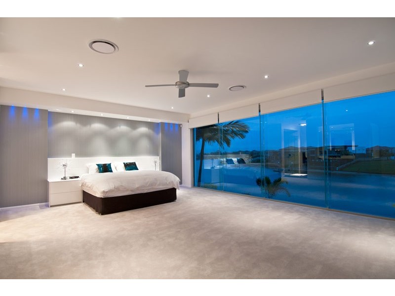 Broadbeach Waters QLD 4218