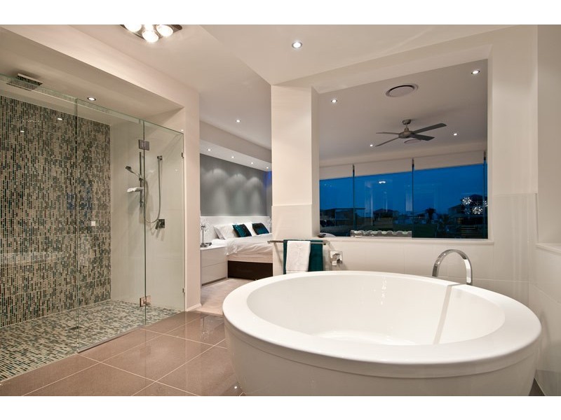 Broadbeach Waters QLD 4218