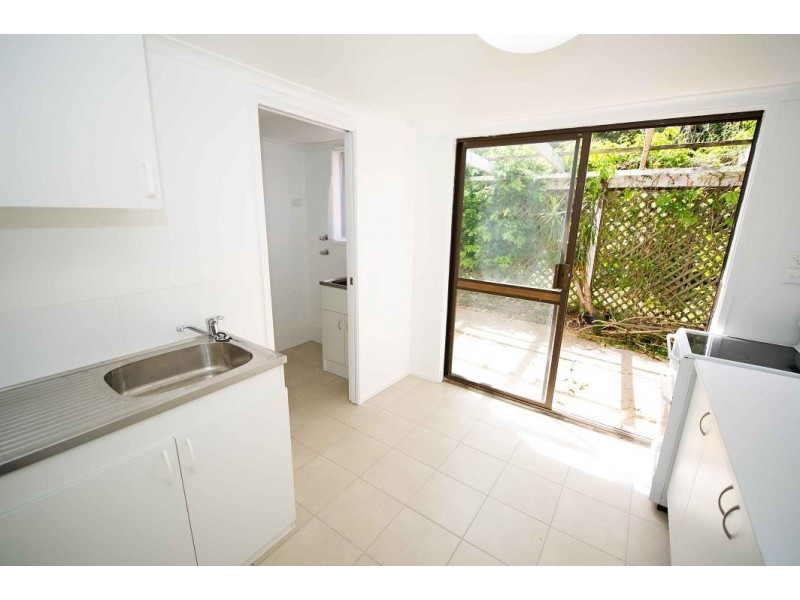 5 Goroka Court, Clear Island Waters QLD 4226