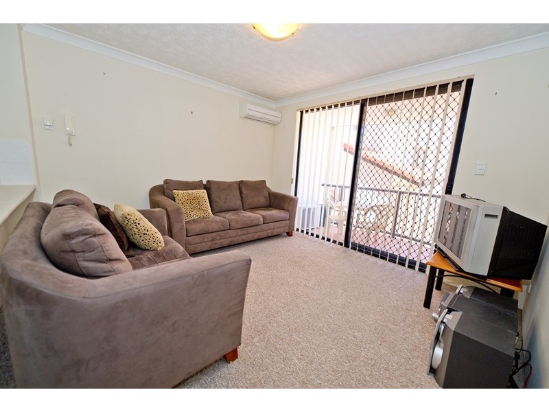 21/11 Owens Lane, Southport QLD 4215