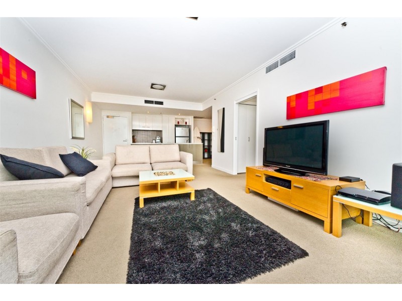 33 / 2903 TE Peters Drive, Broadbeach QLD 4218