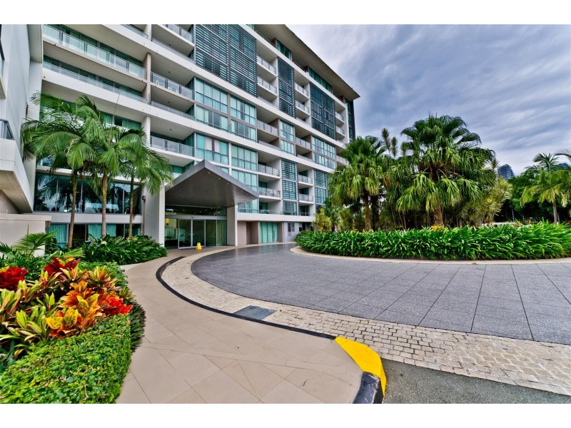 33 / 2903 TE Peters Drive, Broadbeach QLD 4218