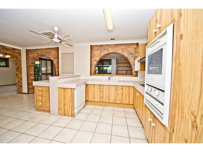 3 Moola Court, Broadbeach Waters QLD 4218