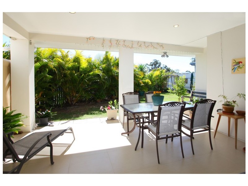 9 Oxford Court, Robina QLD 4226