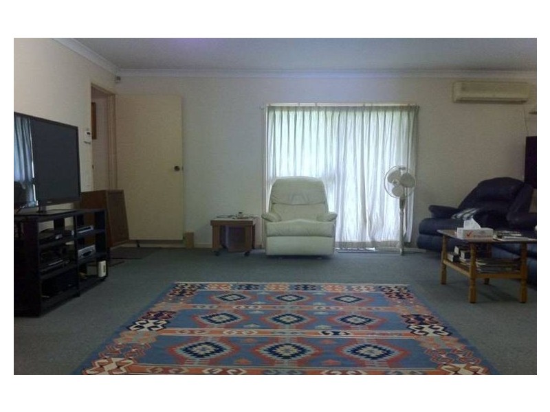 5 Wagin Ct, Mermaid Waters QLD 4218