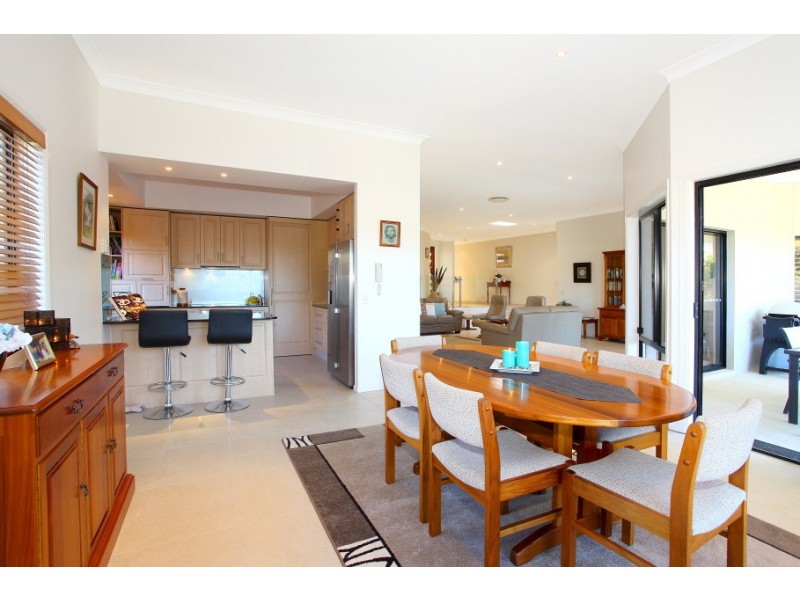 3 Sagitta Place, Robina QLD 4226