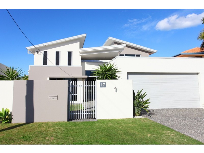 17 Alvarado Court, Broadbeach Waters QLD 4218