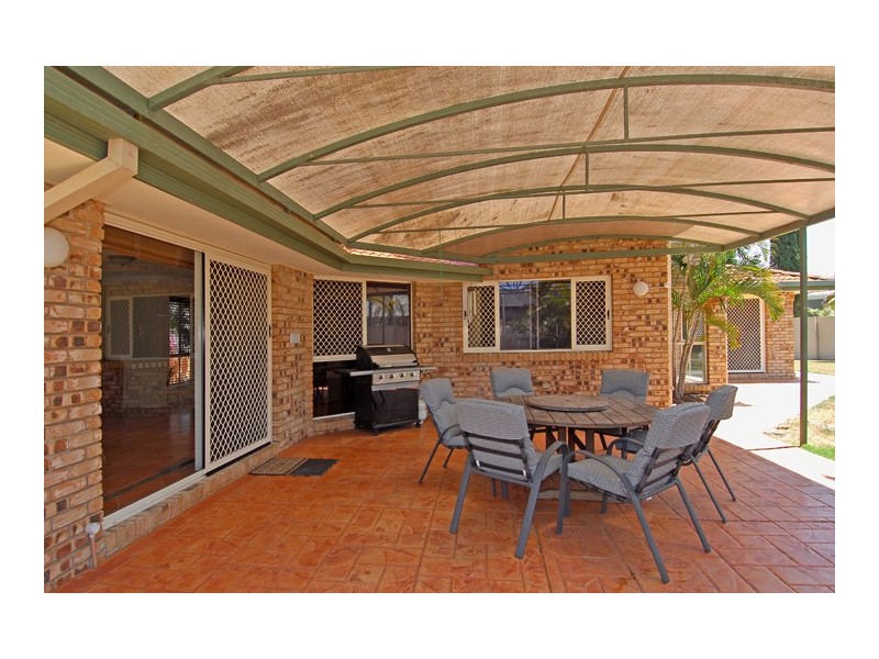 3 Cedros Place, Clear Island Waters QLD 4226