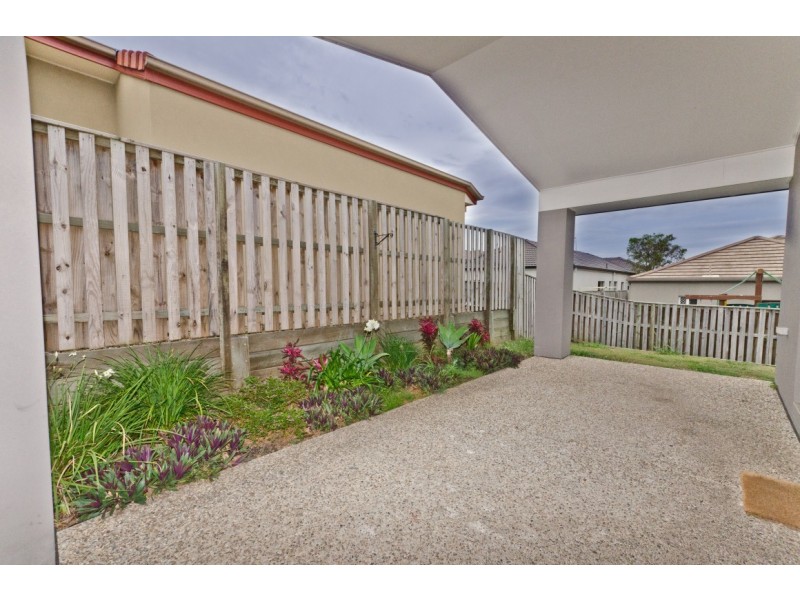 50 Palma Crescent, Varsity Lakes QLD 4227