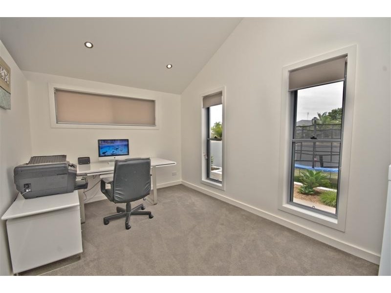 26 Cayman Drive, Clear Island Waters QLD 4226