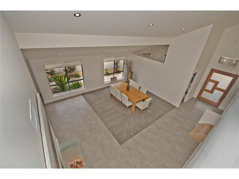 26 Cayman Drive, Clear Island Waters QLD 4226