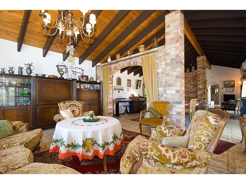 9 Hayman Court, Mermaid Waters QLD 4218