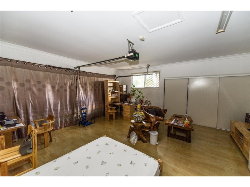 8 Banff Crt, Robina QLD 4226