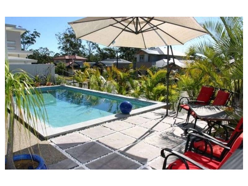 2 Auriga Court, Robina QLD 4226