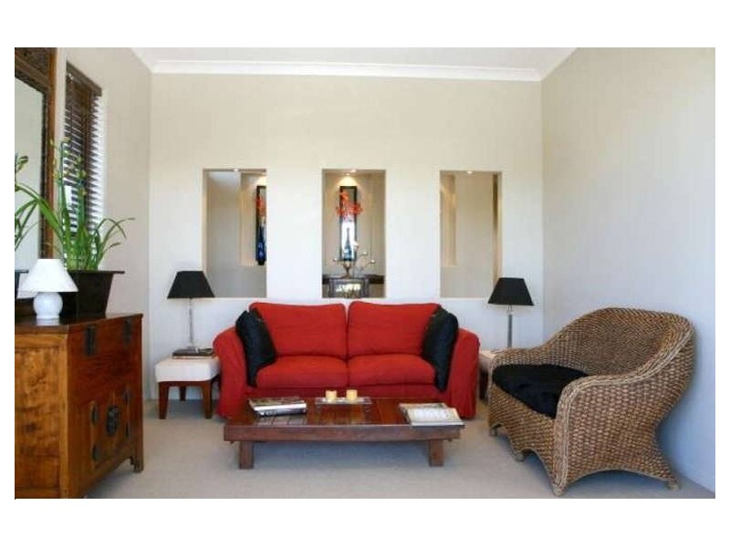 2 Auriga Court, Robina QLD 4226