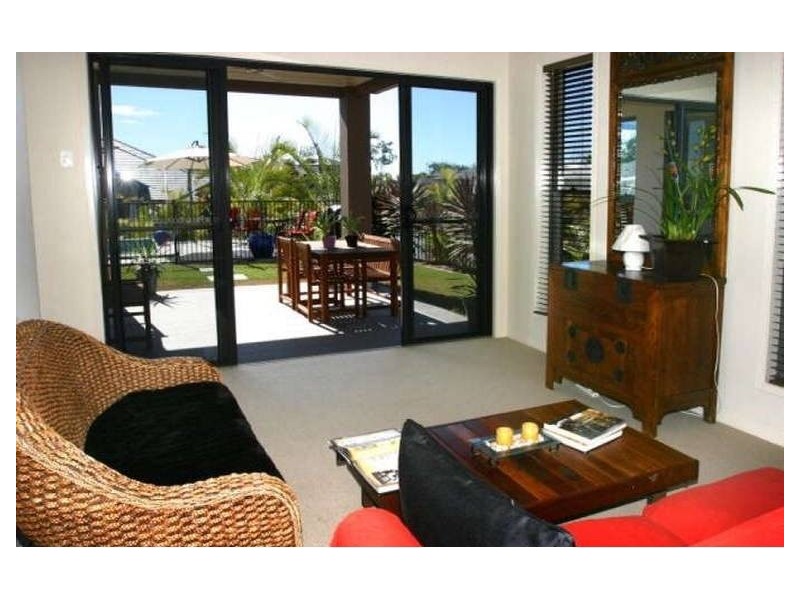 2 Auriga Court, Robina QLD 4226