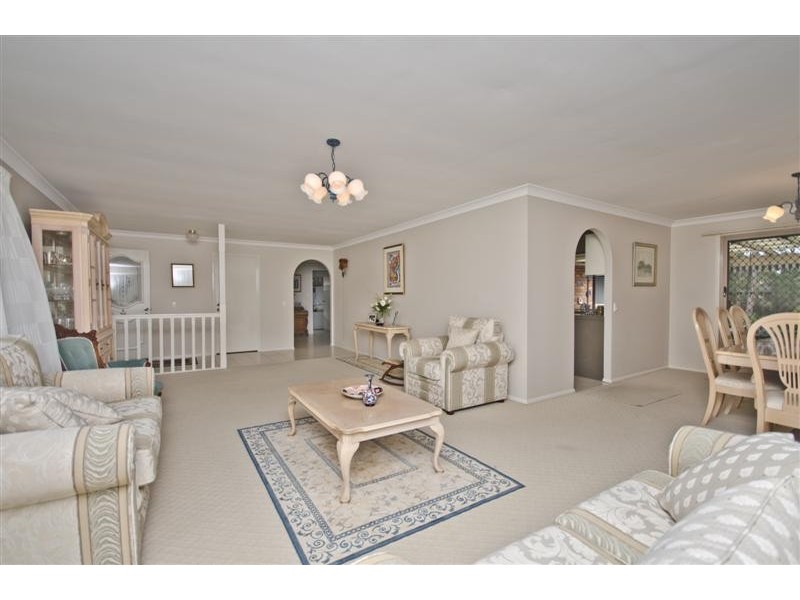 10 CHANTILLY PLACE, Robina QLD 4226
