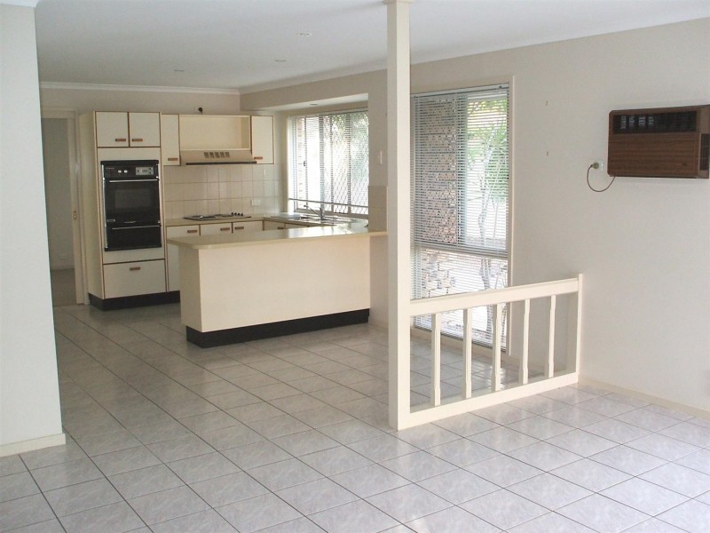 13 Bronte Court, Robina QLD 4226