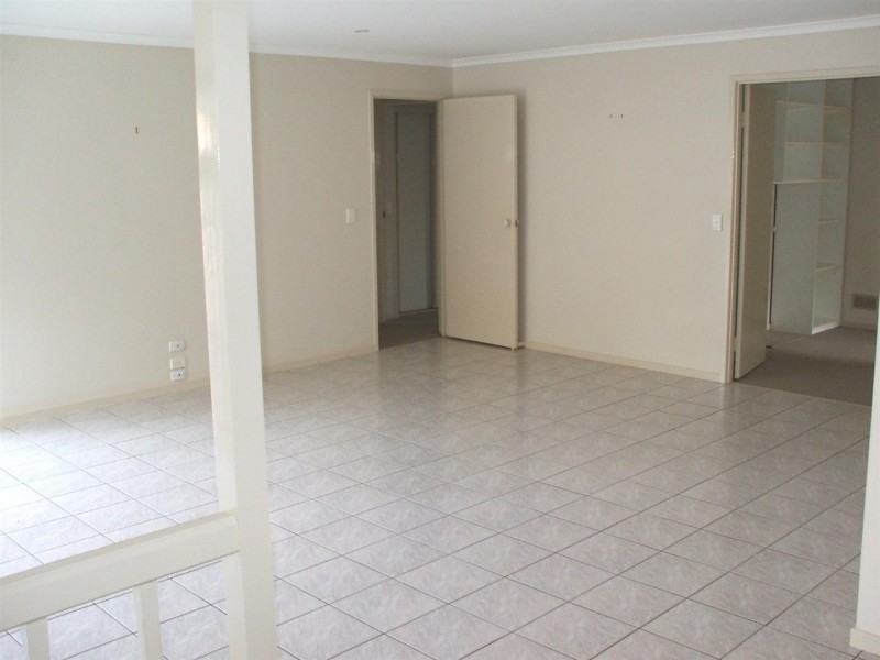 13 Bronte Court, Robina QLD 4226