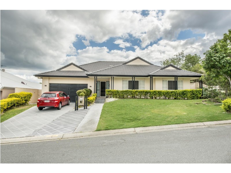 5 North Shore Avenue, Varsity Lakes QLD 4227