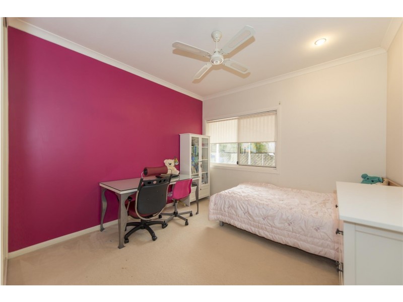 5 North Shore Avenue, Varsity Lakes QLD 4227