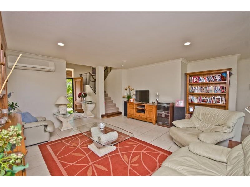 17/1 Assembly Drive, Varsity Lakes QLD 4227