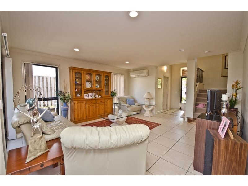 17/1 Assembly Drive, Varsity Lakes QLD 4227