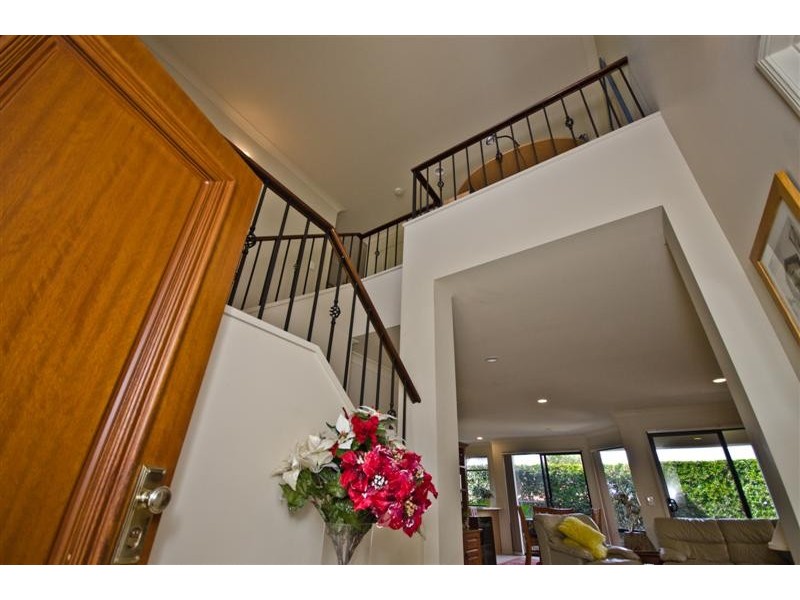 17/1 Assembly Drive, Varsity Lakes QLD 4227