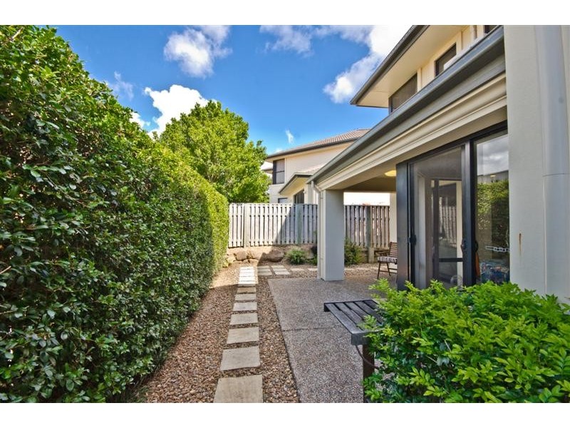 17/1 Assembly Drive, Varsity Lakes QLD 4227