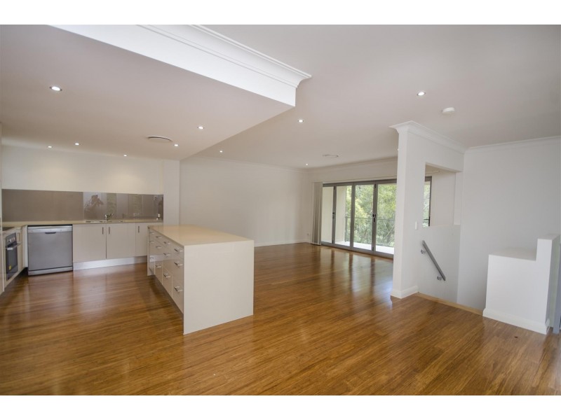 17 Great Southern Drive, Robina QLD 4226