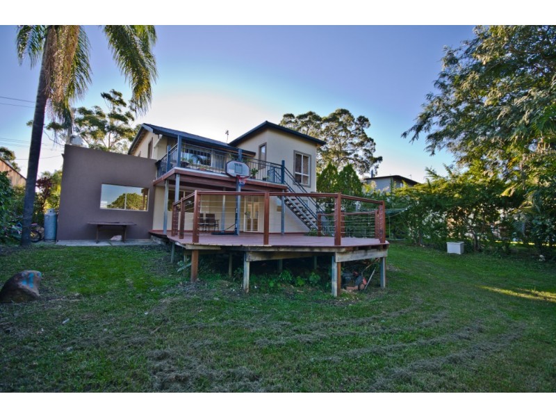 13 Mattocks Rd, Burleigh Waters QLD 4220