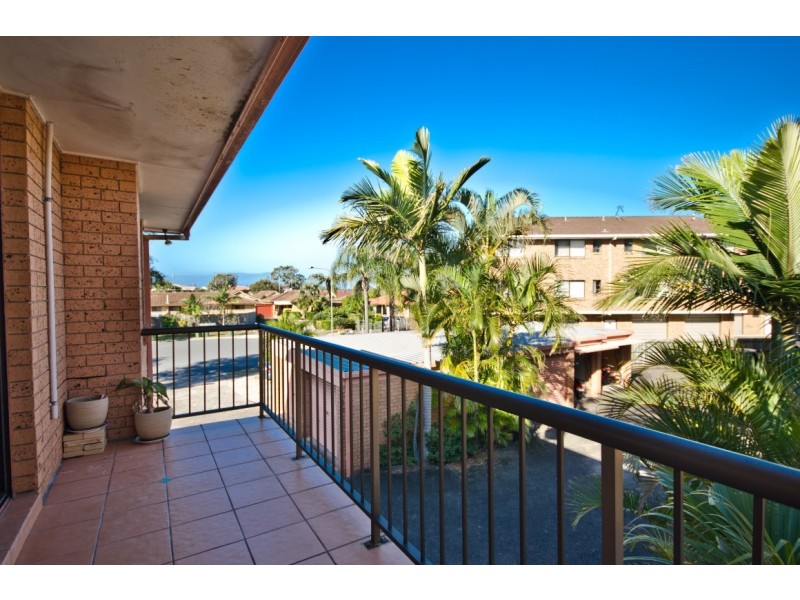 5/11 Christina Court, Mermaid Waters QLD 4218