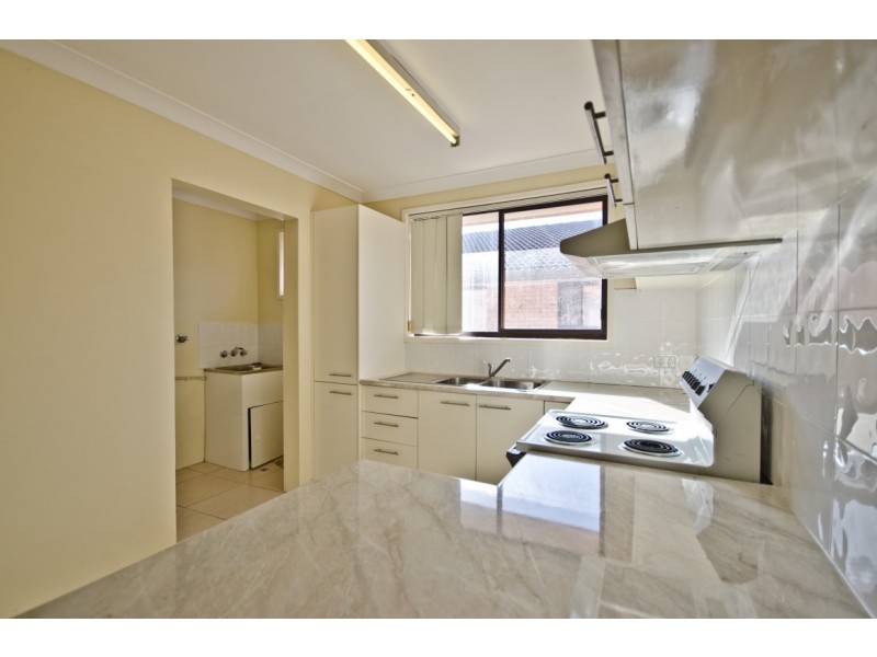 5/11 Christina Court, Mermaid Waters QLD 4218