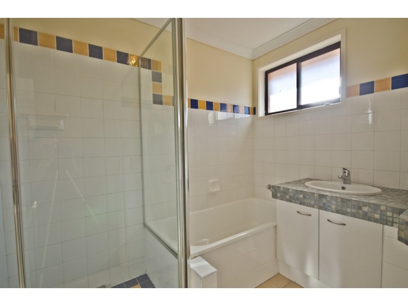 5/11 Christina Court, Mermaid Waters QLD 4218