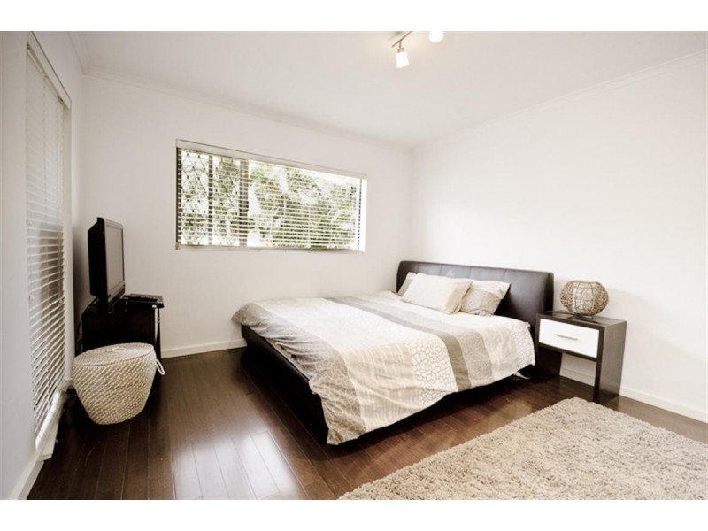 22 Barbet Place, Burleigh Waters QLD 4220