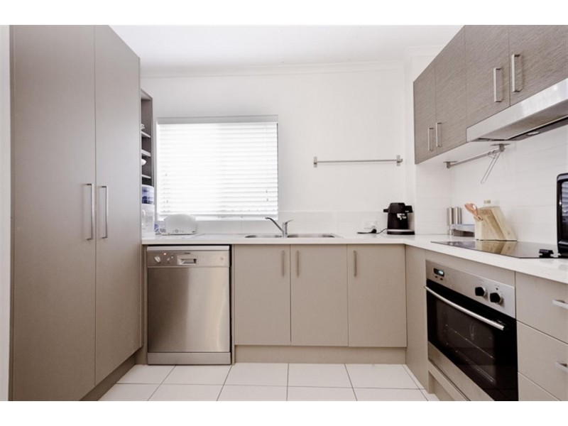 22 Barbet Place, Burleigh Waters QLD 4220